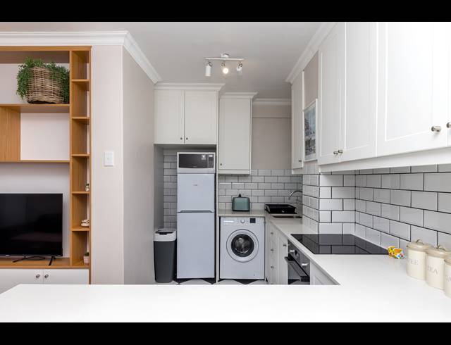 1 BEDROOM APARTMENT BLOCK TO LET IN RONDEBOSCH